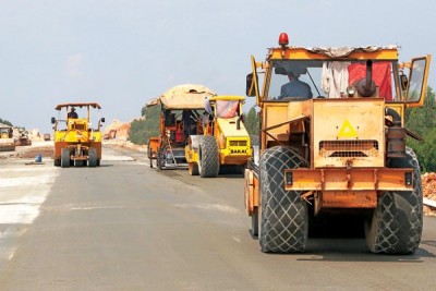 Cao tốc Đà Nẵng - Quảng Ngãi dài 127km, quy mô 4 làn xe đang được gấp rút thi công