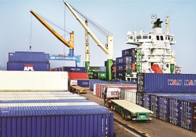 Tháng đầu năm, cả nước xuất siêu hơn 1 tỷ USD
