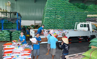 Các doanh nghiệp xuất khẩu gạo ở ĐBSCL chuẩn bị nguồn hàng cho năm 2018.